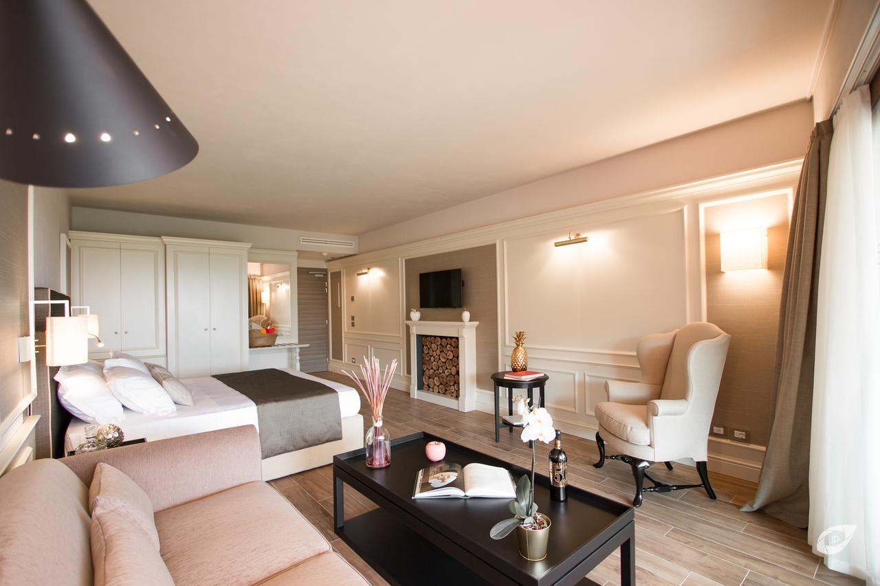Buonamico Wine Resort Montecarlo Exteriör bild